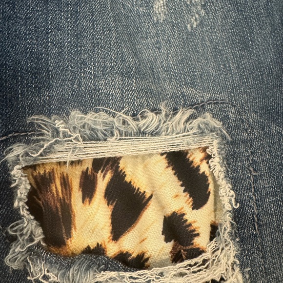 Judy Blue Leopard Patch High Rise Distressed Skinny Raw Hem Jeans Size 9 / 29 - Picture 7 of 11